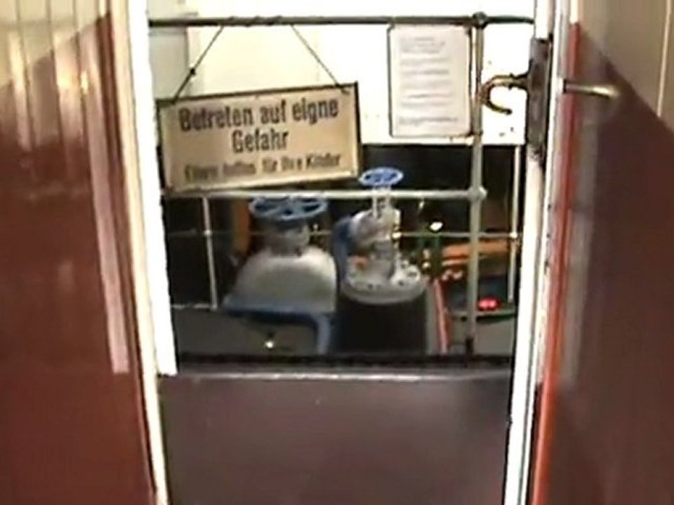 Rundgang an Bord des Dampfeisbrechers Stettin beim Flensburger Dampfrundum 2009