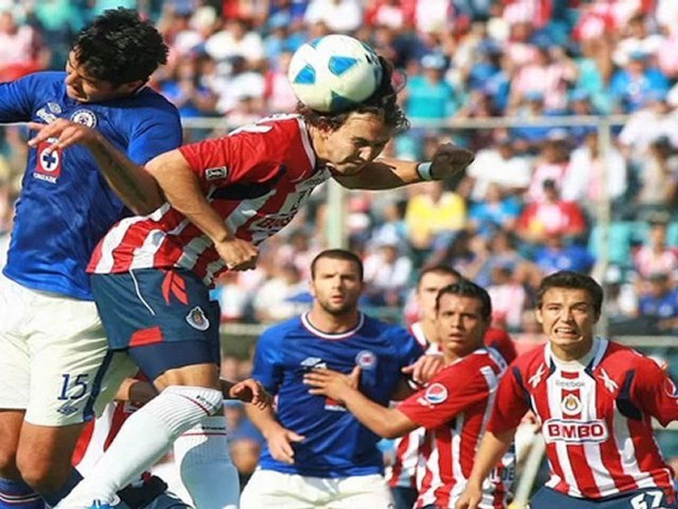 Medio Tiempo: En Fa chivas vs Cruz Azul CL12.mov