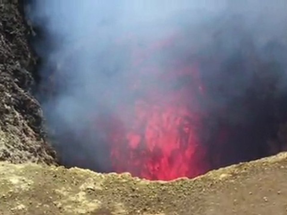 Villarica : explosion de lave
