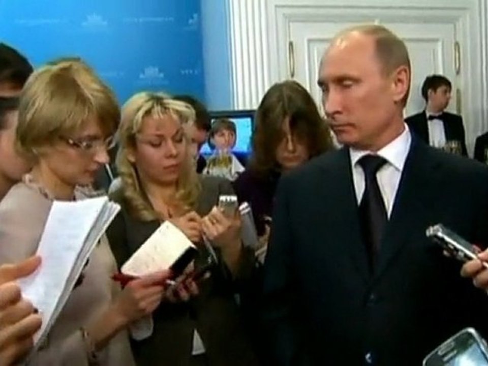 Putin praises security for protests: "They didn't beat up anybody"