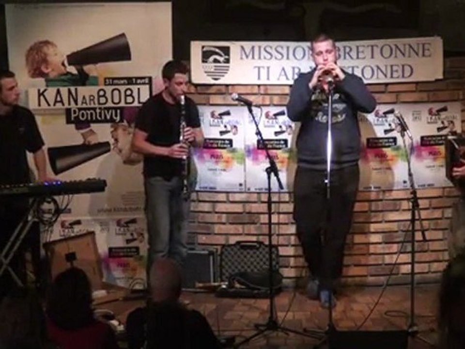 Adrak au Kan ar Bobl Paris 2012