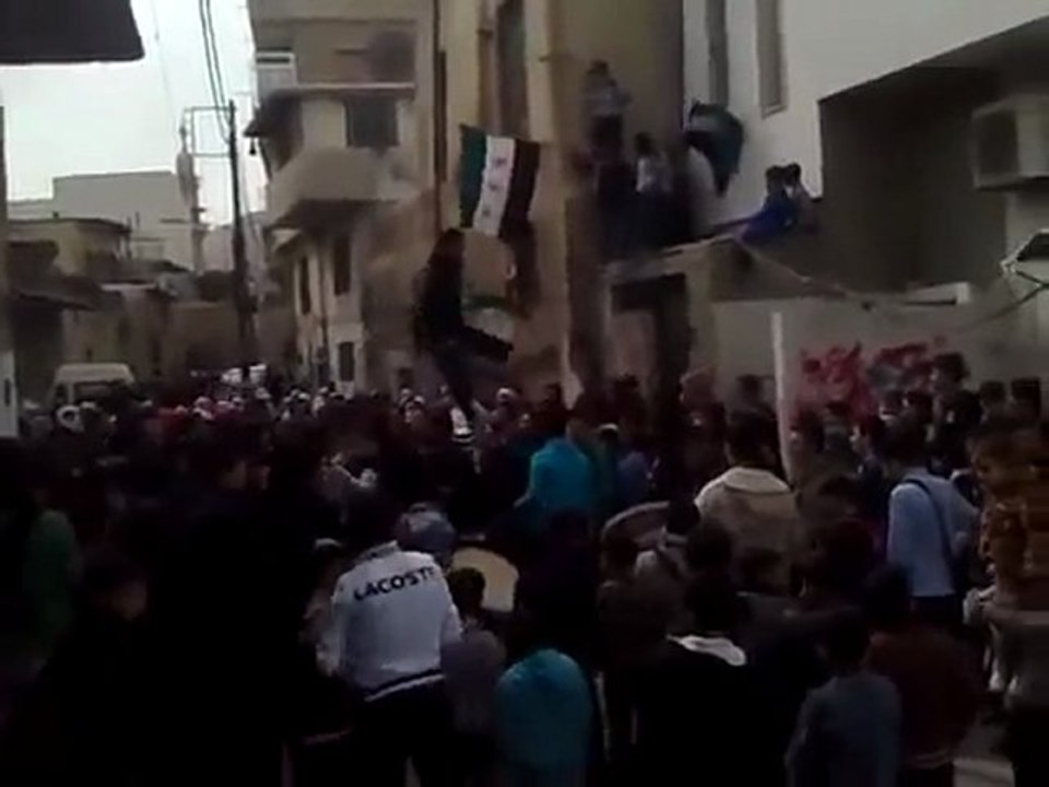 فري برس دمشق برزة البلد مظاهرة طلابية 7 3 2012