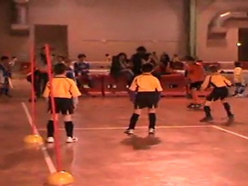 Foot en salle catégorie U9 à Villeneuve de Rivière le 03032012