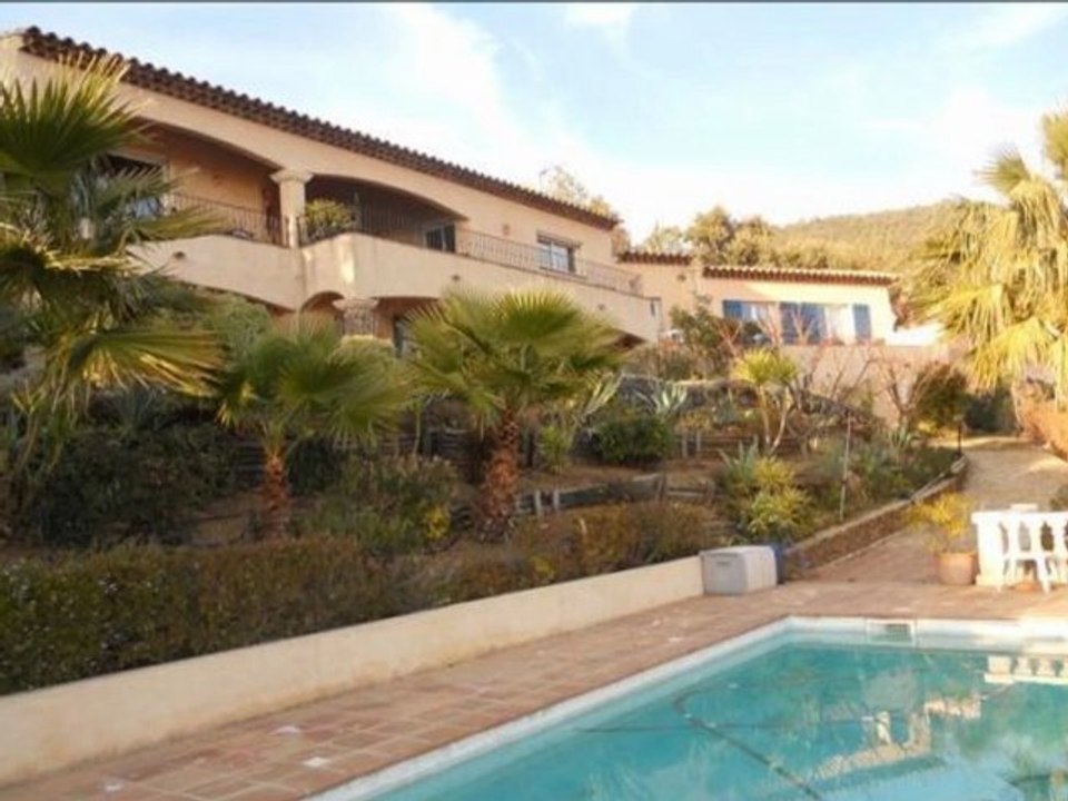 A VENDRE Villa vue panoramique vallée et mer proche du golf de Valcros LA LONDE 71vm