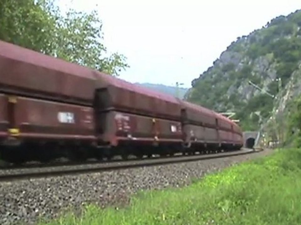 2x Efw V100 Lokzug, BR185 Doppeltraktion, BR152, Crossrail BR185, 2x BR143 Südportal Loreley Tunnel