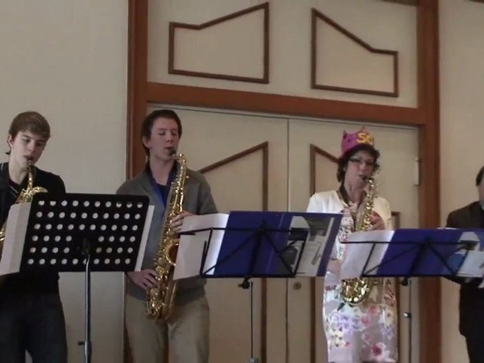 'Charleston' - Saxophone Quartett  - Ltg: GENNADY POTASCHNIK