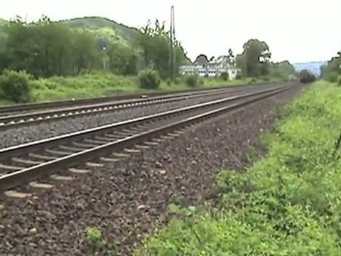 Lokzug, 2x BR151, 2x BR140, 3x BR155, BR189, 2x BR152, BR185, BR145, BR143, ICE T bei Unkel a. Rhein