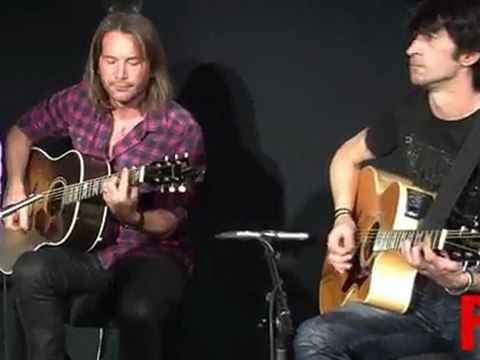 Hélène SEGARA & RAF - Le monde à l'envers en live dans A La Bonne Heure du 8 mars 2012