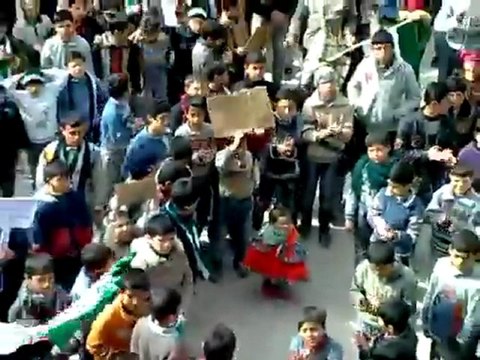 فري برس ادلب مظاهرة ادلب ناحية التمانعة8 3 2012