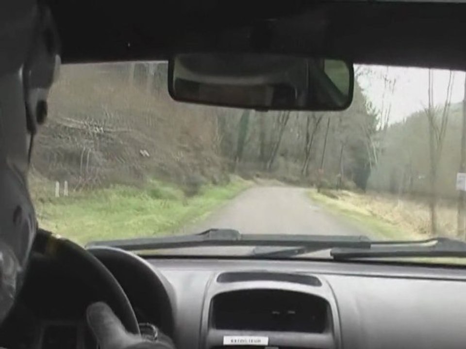 Team CHOUDEY 2012 rallye AVALLONNAIS - ES1 caméra embarquée