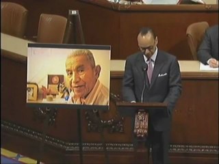 Congresista Luis Gutiérrez rindió tributo póstumo a Pedro Grant