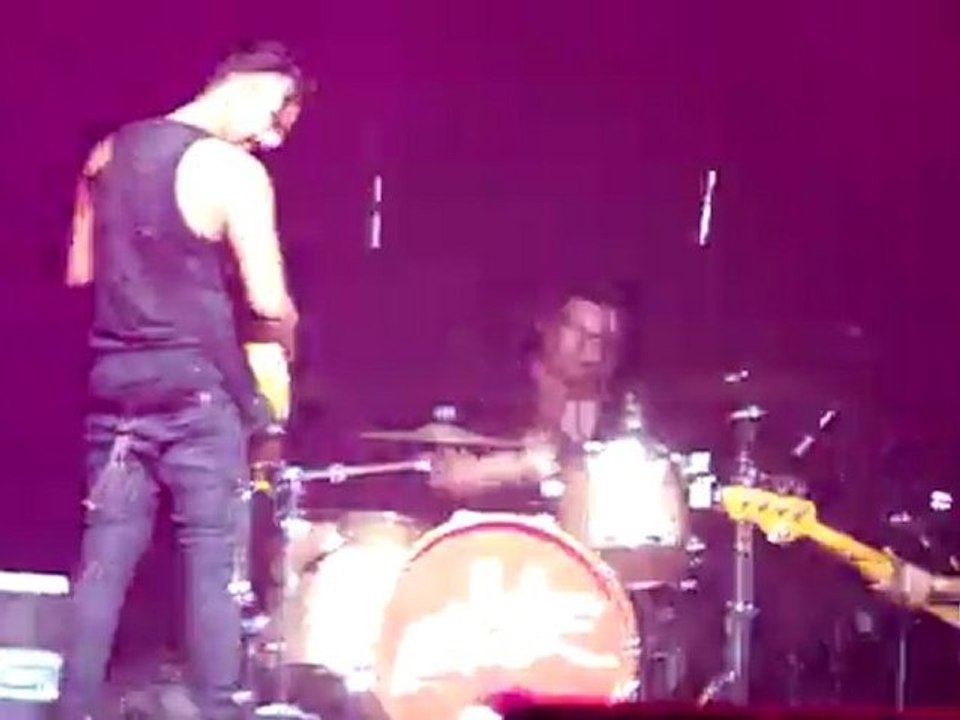 Julian Perretta Olympia (C) - wonder why (fin3)