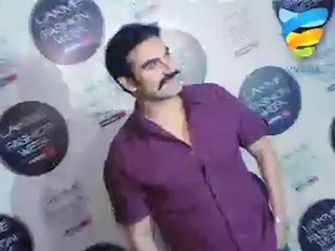 Prateik & Diya as Showstoppers @ Lakme Fashion Week 2012