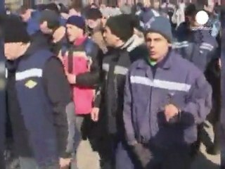 Romanya'da maden işçileri zam için yürüdü