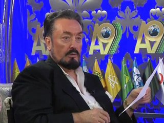 Müslüman her zaman neşeli olur.