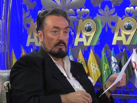 Müslüman her zaman neşeli olur.