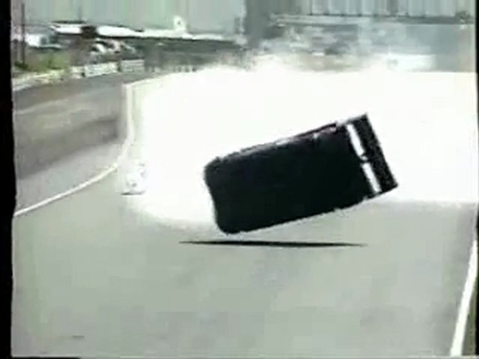 Compilation crash de voiture de course