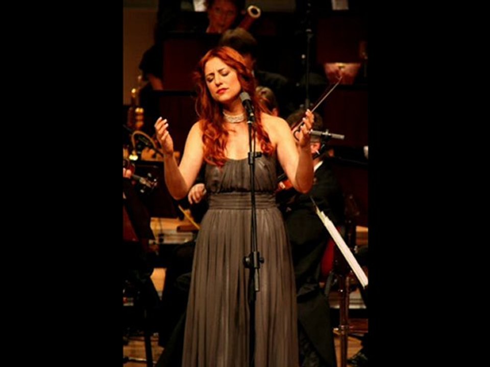 Dilek Aktaşoğlu Türkan - Mazi Kalbimde Bir Yaradır