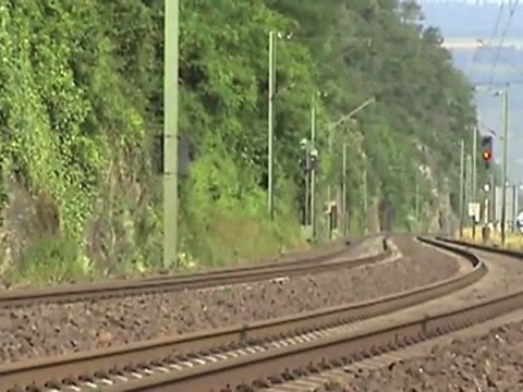 ERS BR189, ICE T , 2x BR460, 2x BR101, BR143 gegenüber Kaub