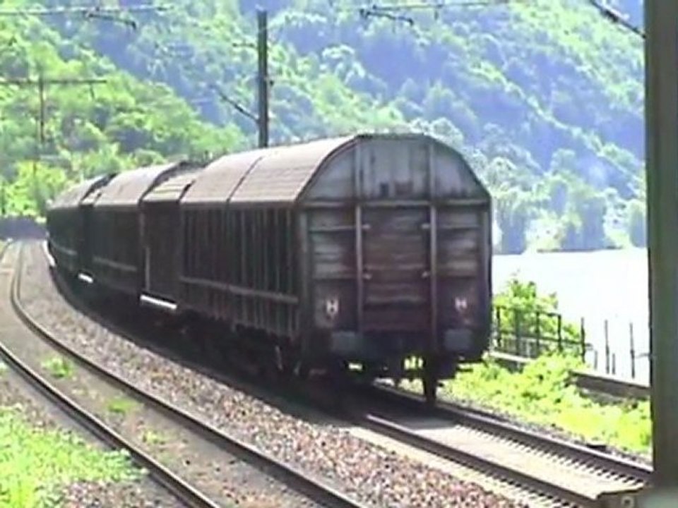 E42 151, BR145, BR185, BR143, Raddampfer Goethe bei Kamp - Bornhofen