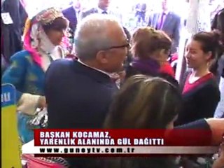 başkan kocamaz gül dağıttı
