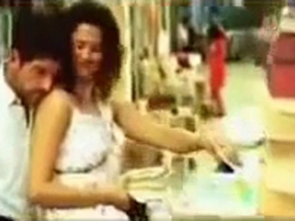 Kadınlar Susarak Gider - Cemal Süreya