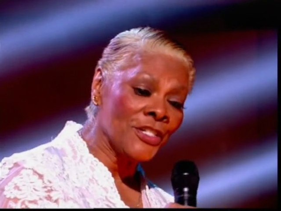Dionne Warwick - Walk On By