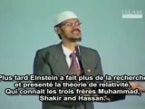 Réponse de Zakir Naik à la Pourquoi les musulmans sont en retard sur la science  - YouTube