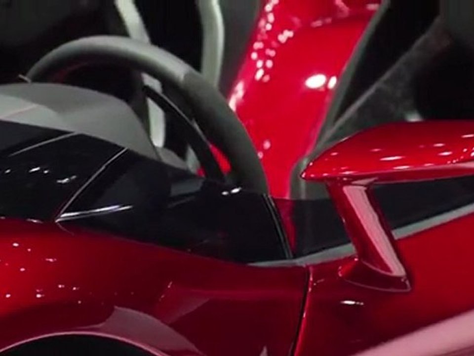 Autosital - Clip officiel Lamborghini au salon de Genève 2012
