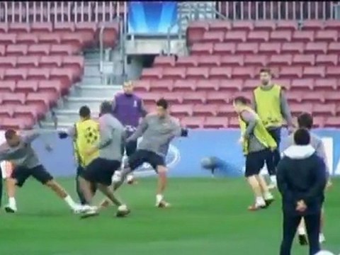 Real Madrid - Mourinho: Occhio al Barcellona!