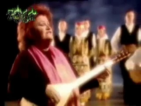 Selda Bagcan Sivasin Yollarina