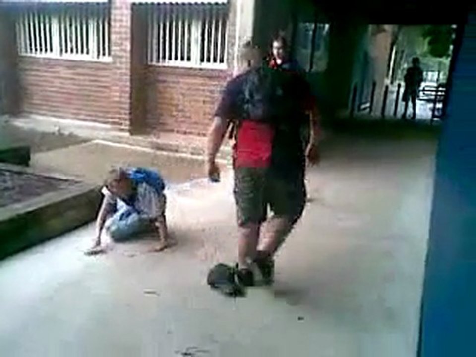 Не бейте жиробасов! :3