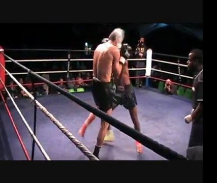 Christian Berthely Gala Villejuif Kick-Boxing USV 1/2 Finale