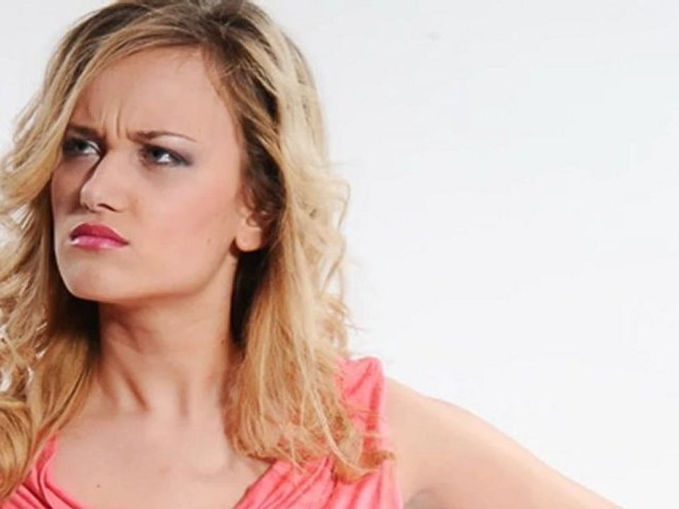 Teaser n°1/Blonde - Who's that girl ? -