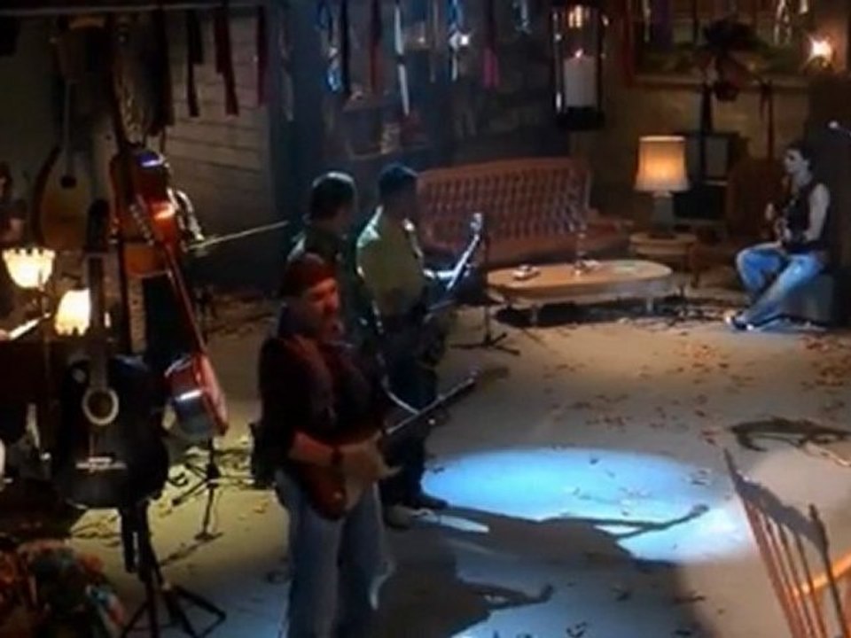 Kıraç - Nice Yıllara (Video Clip) HD