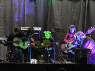 la poupee qui fait non 4mars 12