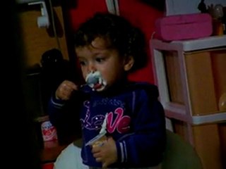 yaniiii mange tt seul son yaout