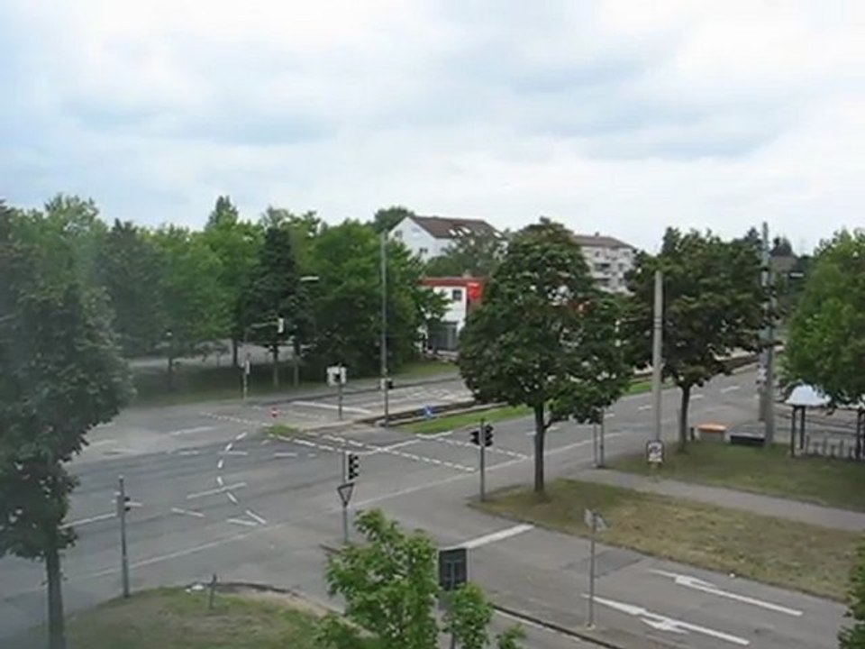 Karlsruhe, Allemagne : voie large