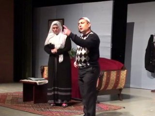 Babyurt Belediyesi Aile Bağlar Tiyatrosu-Eser: Yahya Akengin