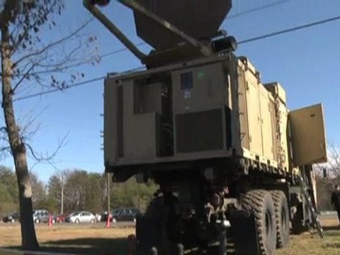 L'armée américaine présente son canon à rayons anti-émeute