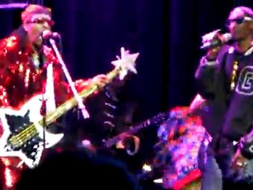 Bootsy Collins & Snoop Dogg "Hollywood Squares" Live Club Nokia, Los