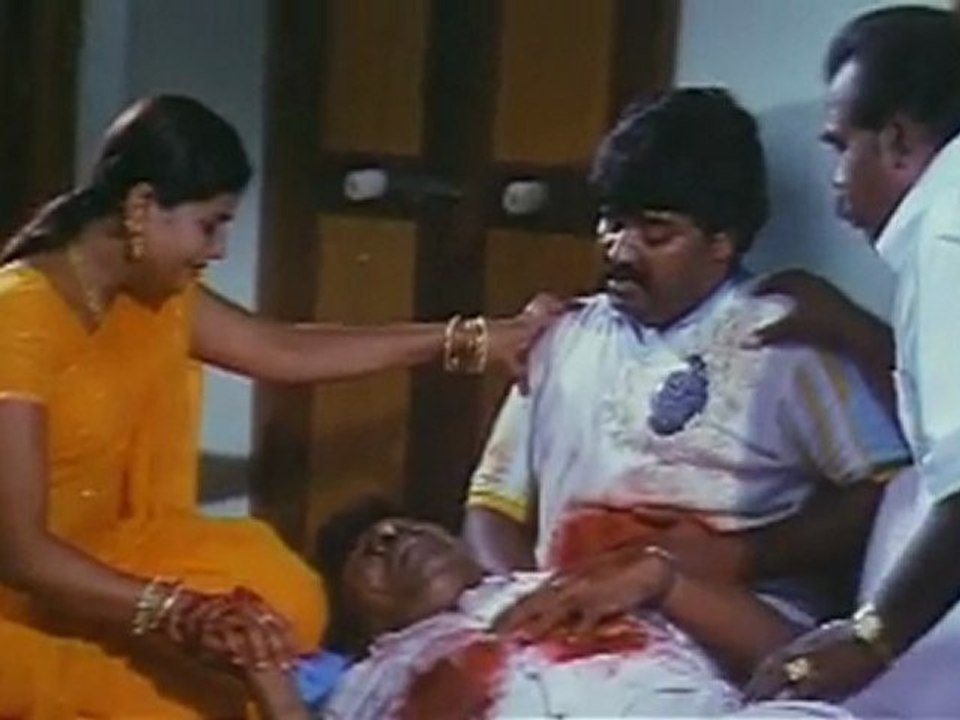 Naal Natchathiram - Kumar Gets Killed