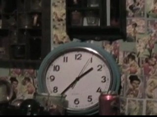 Snooping My Sister's Room of Abject Craziness