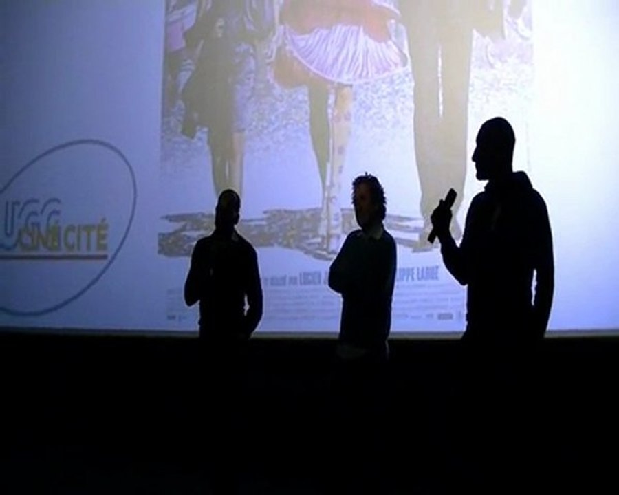 AP 30° Couleur - Débat (1)