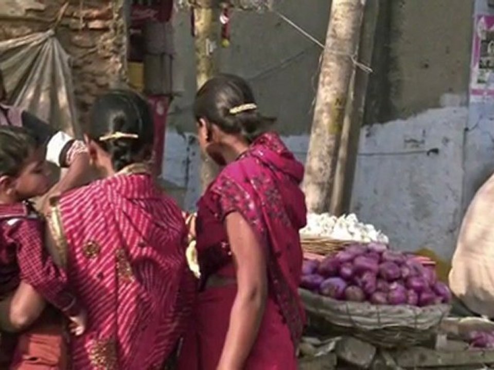 'COLOR'WORKS IN INDIA BY VOYAGES BOUTS DE MONDE