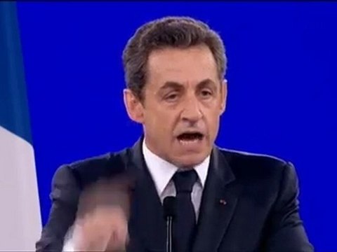 Sarkozy : C'est la gauche qui a abandonné les banlieues