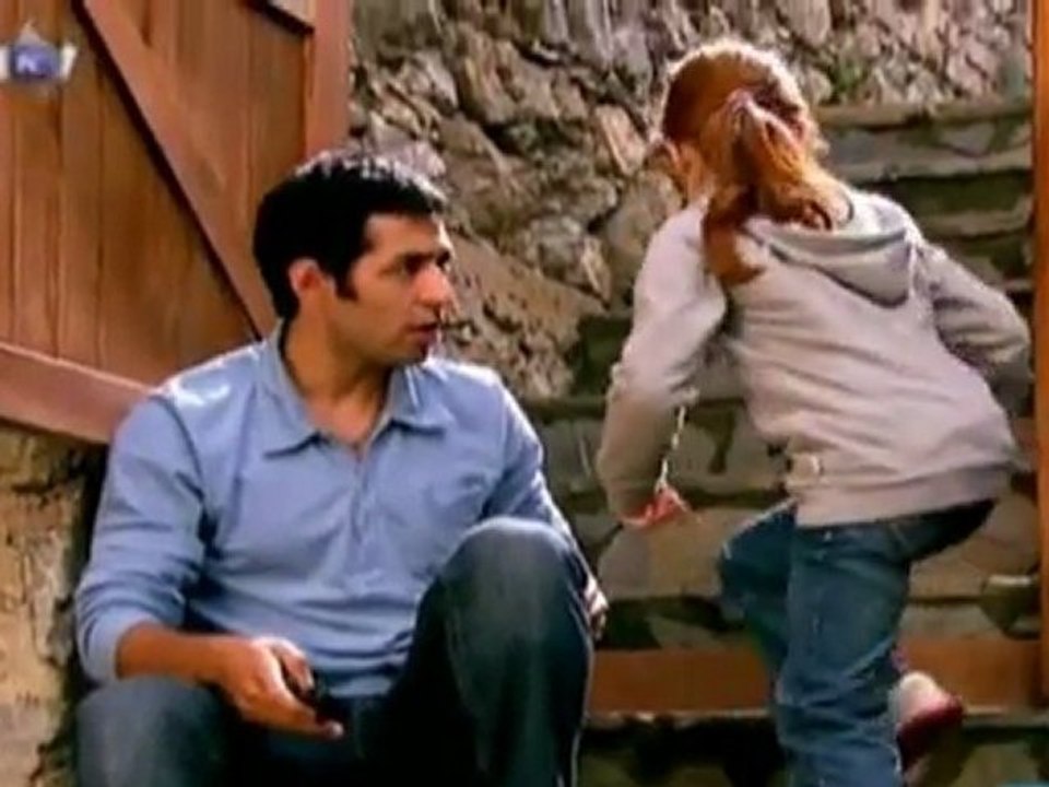 Olgun Şimşek Üflediler Söndüm Orijinal Video Klip 1280x720 HD