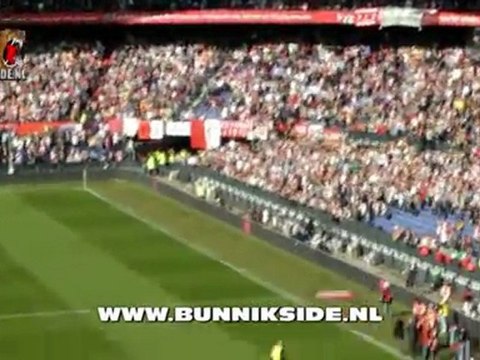 Feyenoord - FC Utrecht 2011-2012 Memoriam Woldi Smolarek