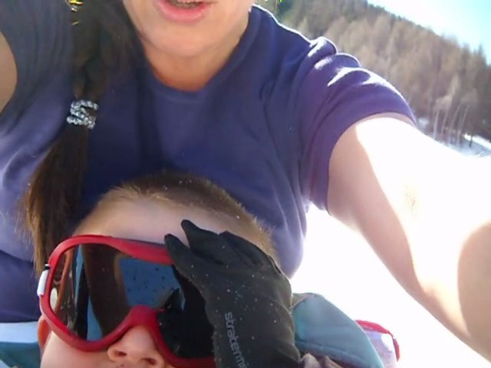 Nathan et Maman en luge