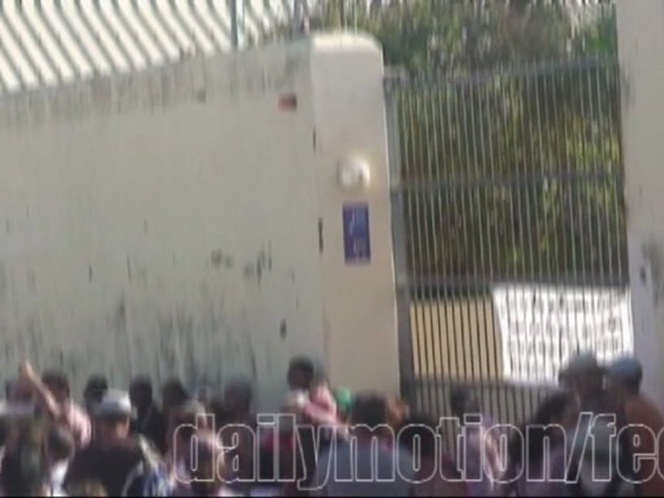 Emeutes 2012 à La Réunion: Libérez nos marmailles!